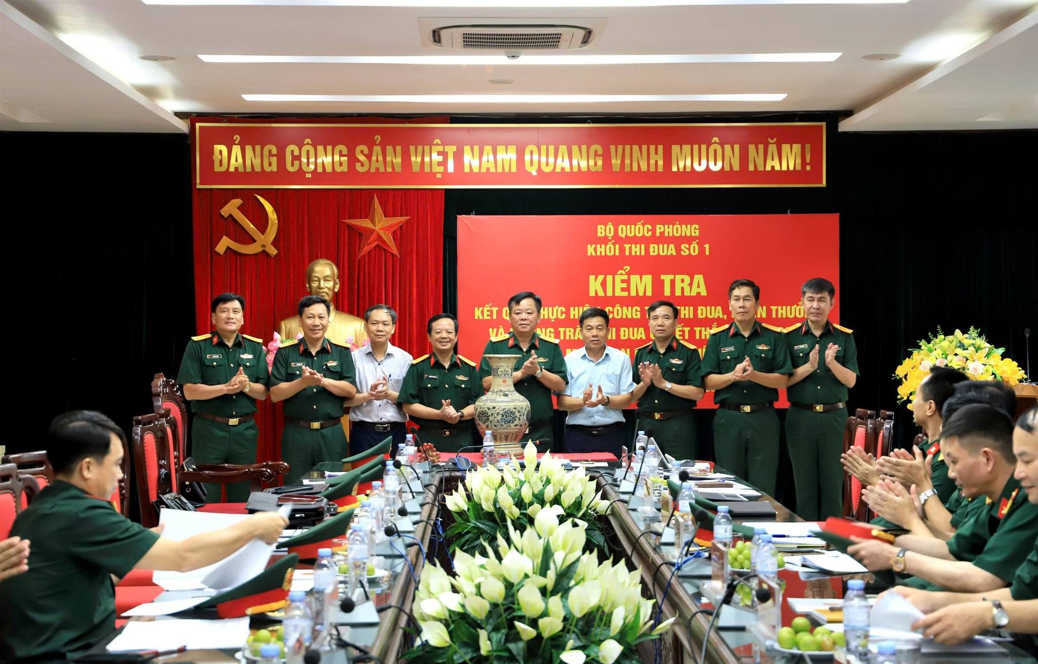 M 2 Ban Cơ yếu Chính phủ đón Đoàn kiểm tra Khối thi đua 1 Bộ Quốc phòng