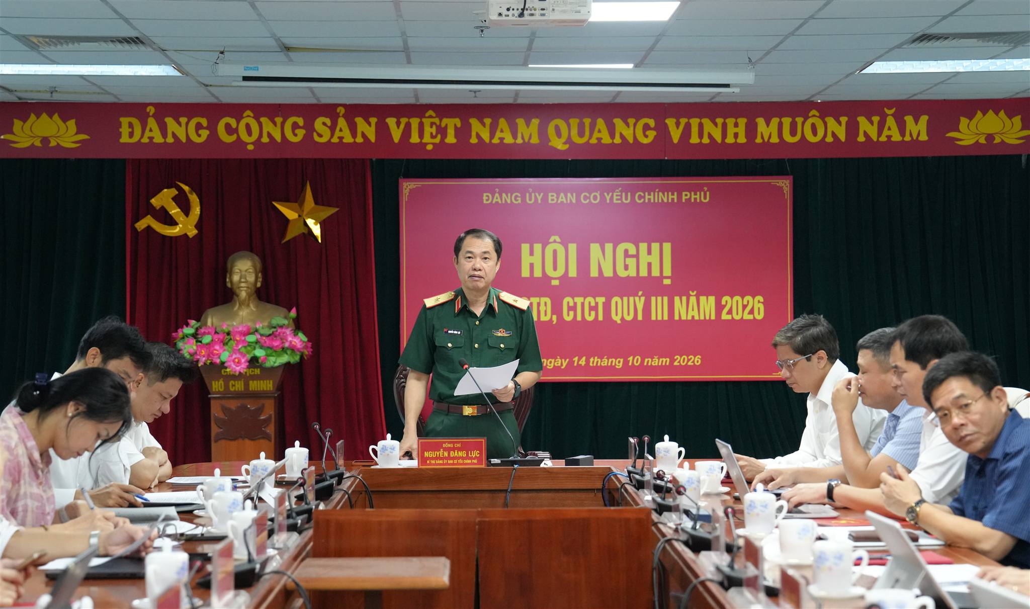 Công tác đảng, công tác chính trị quý III năm 2026 đã bám sát nhiệm vụ, triển khai toàn diện